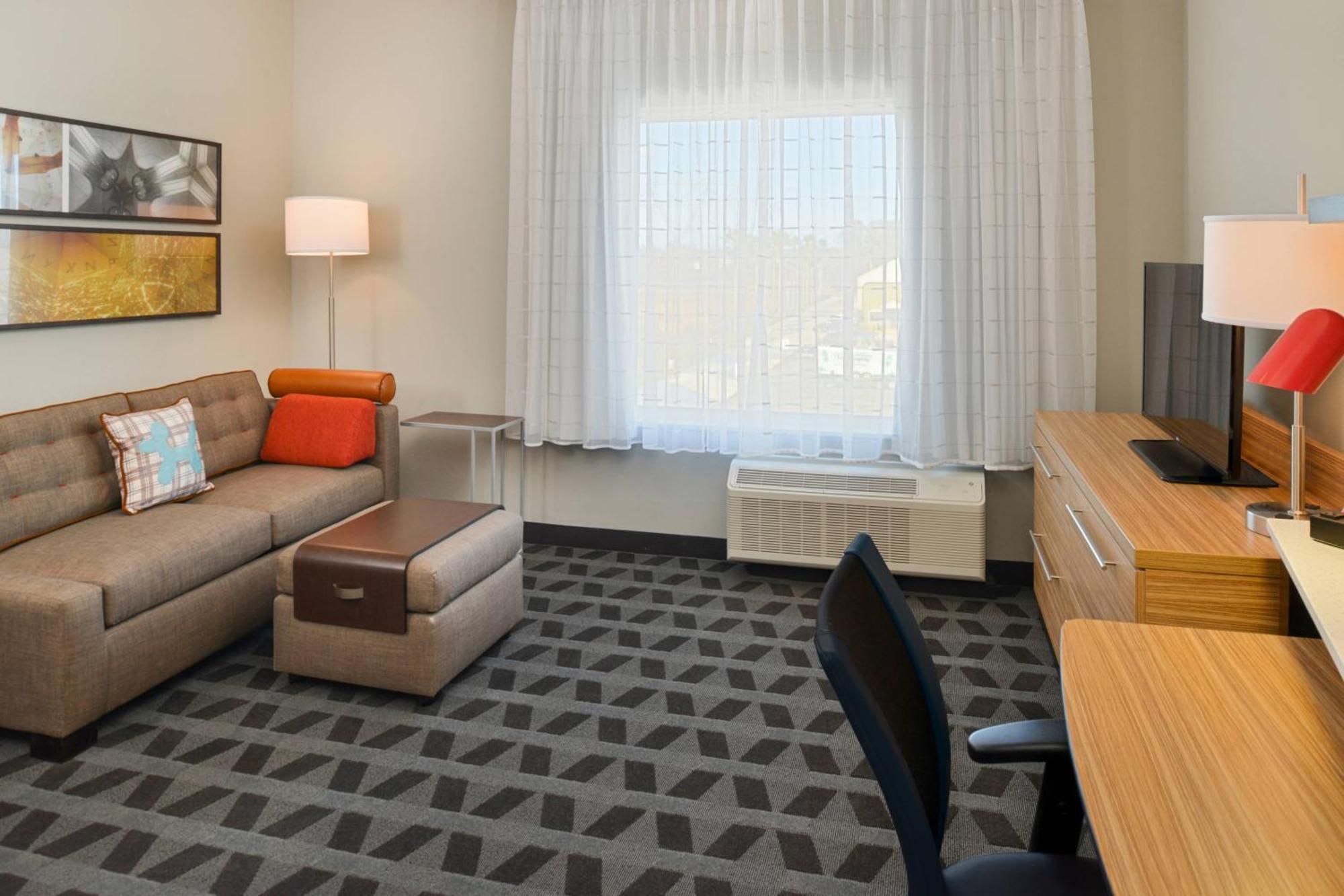 Towneplace Suites By Marriott Laplace Exterior photo