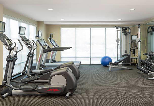 Towneplace Suites By Marriott Laplace Exterior photo